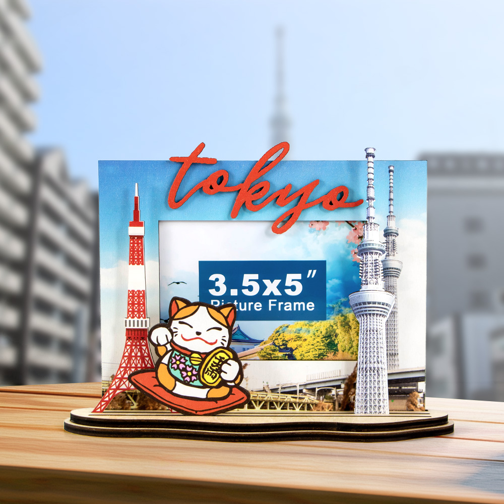 Tokyo souvenir photo frame, Tokyo travel gift, Maneki neko photo frame, Tokyo tower wooden frame, Skytree picture frame, Japanese wooden keepsake, laser cut Tokyo frame, custom Japan travel souvenir