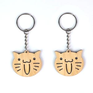 wooden keychain,custom keychain,personalized keyring,engraved wooden keychain,printed wood keychain,custom logo keychain